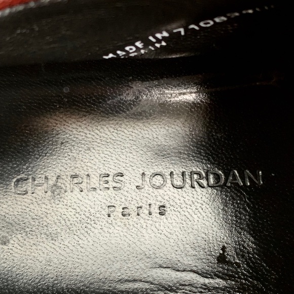 Charles Jourdan woman’s flats. - Picture 4 of 6